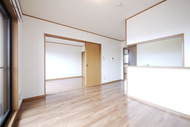 ロンディーネ福富Ⅱの洋室|※写真は別の部屋のものです。