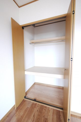 ロンディーネ福富Ⅱの収納|※写真は別の部屋のものです。