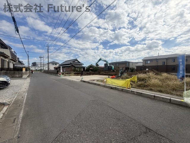 三郷市彦糸1丁目　建築条件無し売地　全6区画　2号地の前面道路含む現地写真|前面道路含む現地写真です。