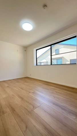 今津野田町の子供部屋|洋室