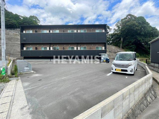 porte-bonheur(ポルトボヌール)の駐車場