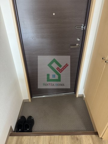 プロペ所沢ビル2の玄関