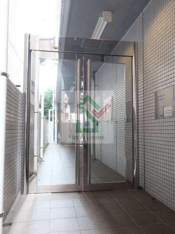 プロペ所沢ビル2のエントランス