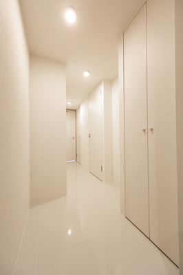 【玄関】 | ＬＡＰｉＳ武蔵小山 | ※写真は同タイプ住戸です。