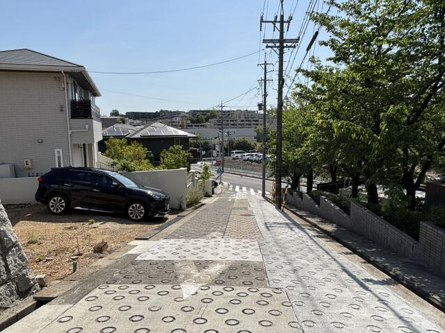 名古屋市瑞穂区彌富町字月見ケ岡の売地の外観|南側道路