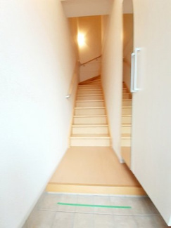 【玄関】 | ミルト近見　Ⅱ