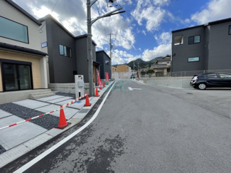 【前面道路含む現地写真】 | 穴太１丁目　メルディアシティ唐崎M号棟