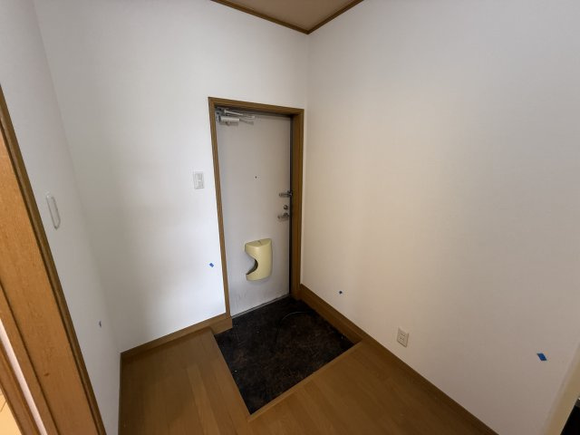 上野坂グランハイツAの玄関