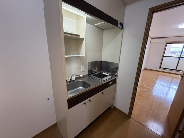 上野坂グランハイツAのキッチン