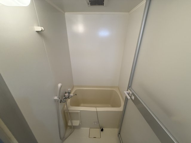 上野坂グランハイツAの浴室