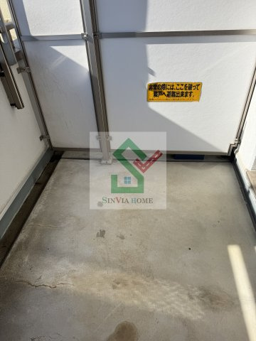 プロペ所沢ビル2のバルコニー