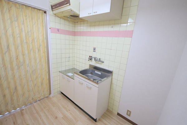 パインハイツ生駒のキッチン