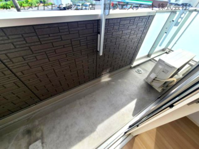 【バルコニー】 | ディーモンテ深井沢町 | ※イメージ　反転タイプのお部屋の写真