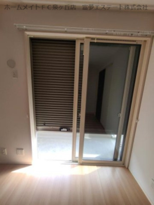 【セキュリティ】 | ディーモンテ深井沢町 | 雨戸シャッター
※イメージ　反転タイプのお部屋の写真