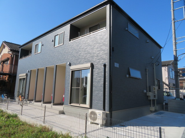 草加市新善町の一棟アパート
