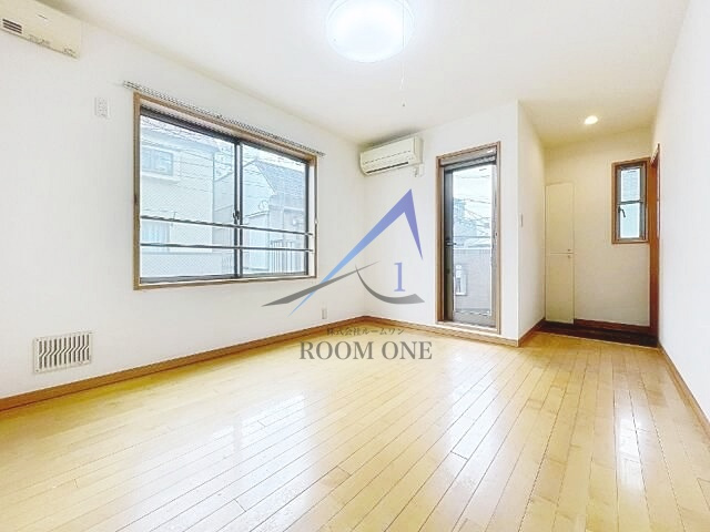 アンベリールの居間・リビング|洋室のお部屋です。