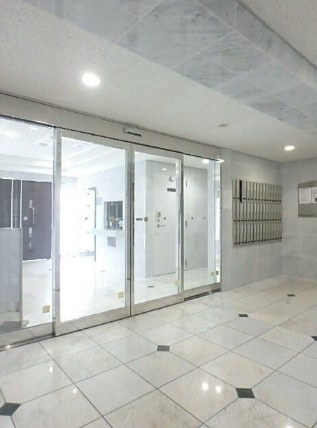 ガーラ大山駅前のエントランス