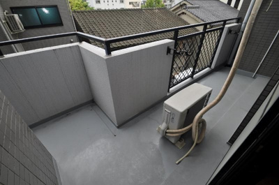 【バルコニー】 | エステート・モア博多 