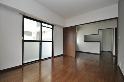 【居間・リビング】 | エステート・モア博多 