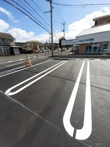 レジデンス上道　壱番館の駐車場