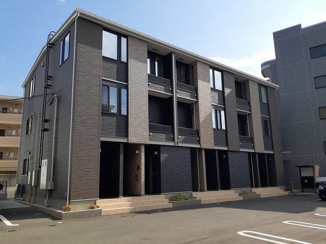 レジデンス上道　壱番館の外観