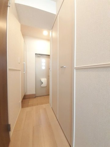 レジデンス上道　壱番館の玄関