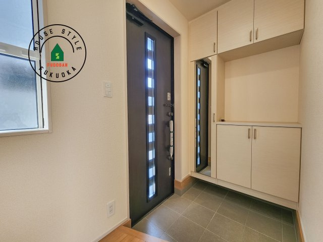 福岡市東区高美台1丁目第1-2棟（1号棟）の内観：施工例|二重ロックでしっかり防犯対策ができます。