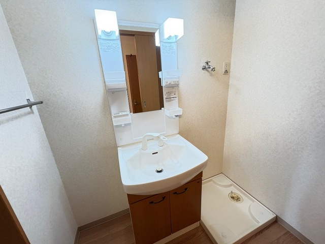 【洗面所】 | リヴィエール