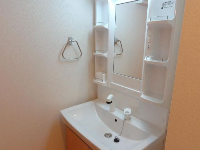 グラードの独立洗面台