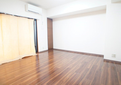 【居間・リビング】 | T’s garden東陽町 | ゆったり過ごせるリビングです