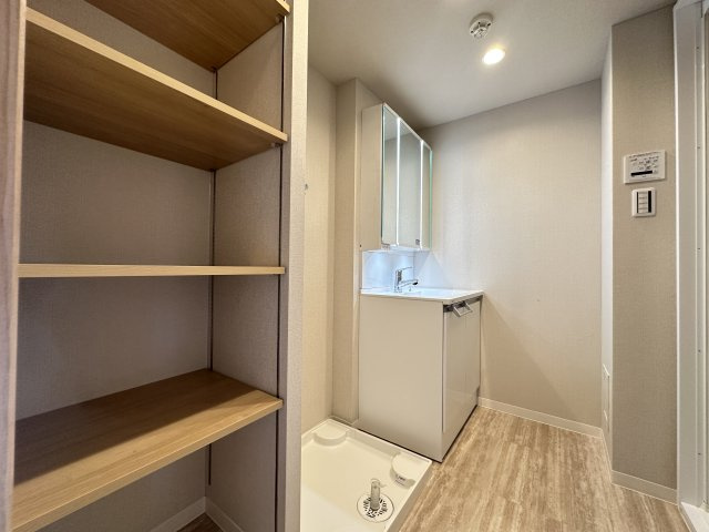 パレス朝霧の独立洗面台