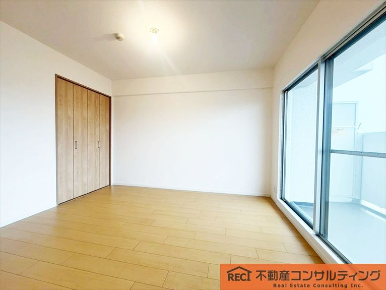 西宮東パークマンションの洋室