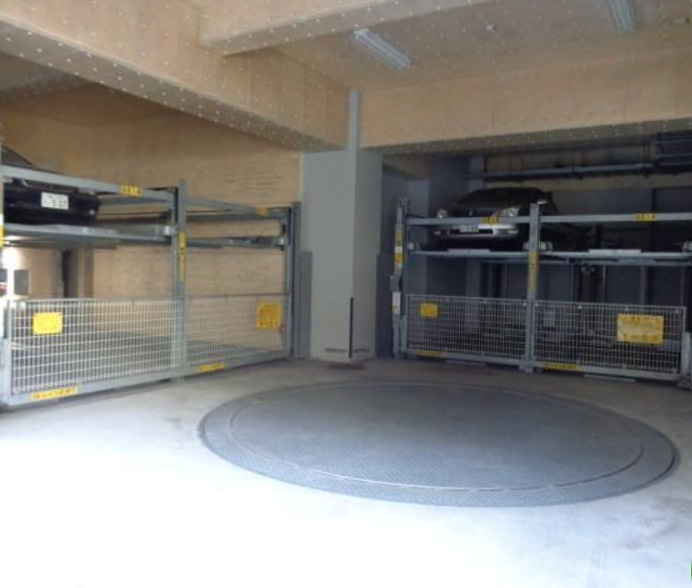 パークキューブ亀戸の駐車場