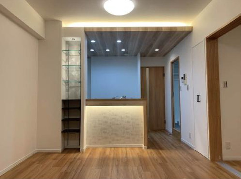 モア・ステージせんげん台B棟の玄関