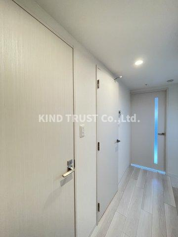 エスリード　ザ・グラン天六（旧エスリードレジデンス天神橋筋六丁目）の居間・リビング|こちらの居間で趣味の時間をお楽しみください