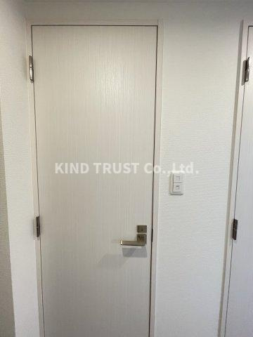 エスリード　ザ・グラン天六（旧エスリードレジデンス天神橋筋六丁目）の玄関|玄関です