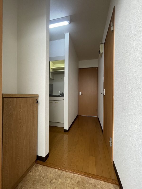 アネックス栄町の玄関