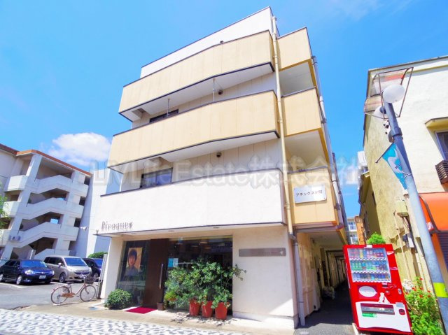 アネックス栄町の外観