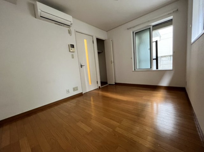 【居間・リビング】 | ラフィネ・コート | 居室☆