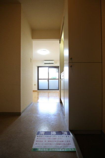 スカイコート久我山の玄関