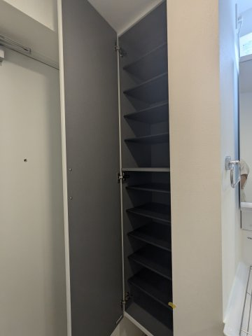 エルファーロ三軒茶屋Ⅱの収納