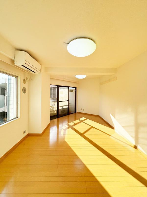 NAVI梅ヶ丘の居間・リビング|居室、リビング