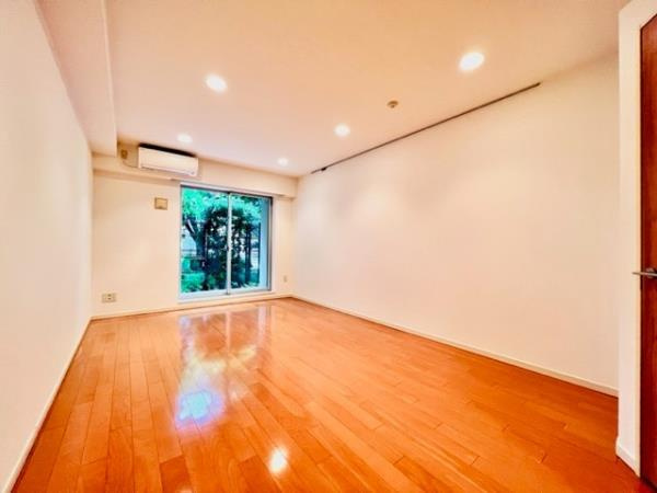 Ｂｒｉｌｌｉａ　ｉｓｔ　三軒茶屋　アイビーテラスの居間・リビング