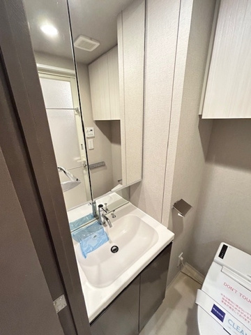 新品家具付きマンション南品川1(KaGood東京)の洗面所