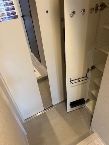 新品家具付きマンション南品川1(KaGood東京)の玄関