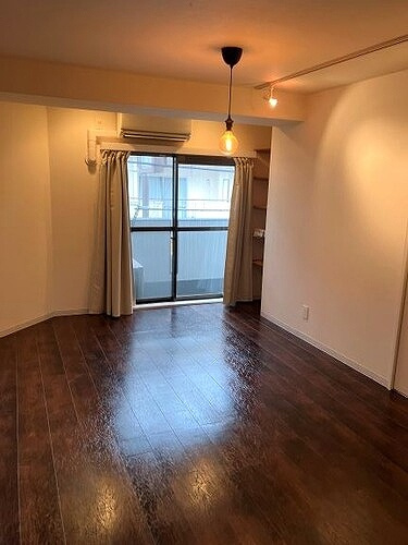 Ｒｅｌｉｅｆ不動前の居間・リビング|リビングダイニング