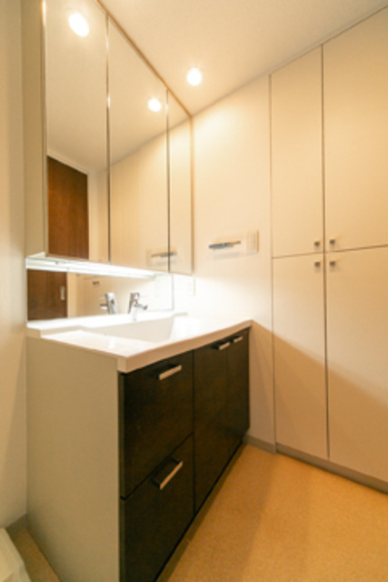 ラグゼガーデン松原の洗面所|※写真は同タイプ住戸です。