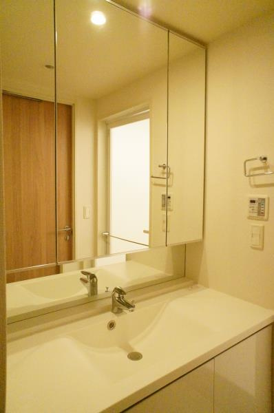 Ｂｒｉｌｌｉａ　ｉｓｔ　三軒茶屋　ブラッサムテラスの洗面所