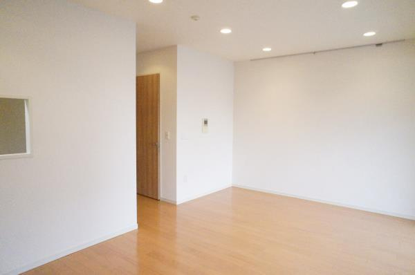 Ｂｒｉｌｌｉａ　ｉｓｔ　三軒茶屋　ブラッサムテラスの居間・リビング