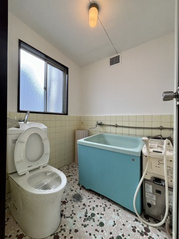 ブルービラの浴室